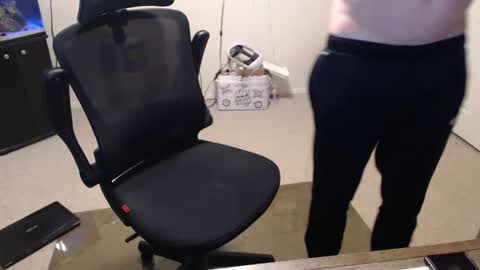 Snapshot of subryan03 chatting on 01.26.25 do i have lil tits or pecs online show from 01.26.25