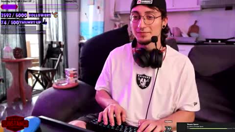 Im Substanc3  online show from 09.10.25