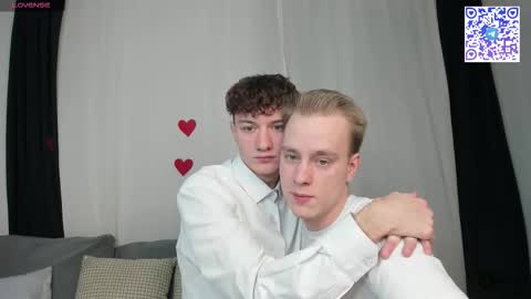 Snapshot of successful_kevin chatting on 03.04.26 Kevin online show from 03.04.26