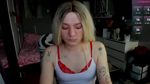 Snapshot of succubu_ss chatting on 05.16.26 succubu_ss online show from 05.16.26
