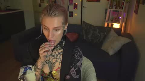 succubus_66 online show from 02.14.25