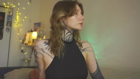 Snapshot of succubus_66 chatting on 04.05.26 succubus_66 online show from 04.05.26