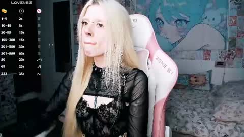 Snapshot of succubus_leslie chatting on 07.31.26 succubus_leslie online show from 07.31.26
