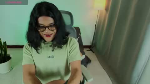 Snapshot of succubus_vitta chatting on 07.17.26 Vitta online show from 07.17.26