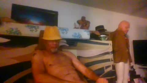 SUCKITU812 online show from 09.29.25