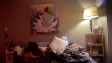 SaraSabeen online show from 12.11.24