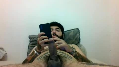 Snapshot of suckpussy69 chatting on 06.10.26 suckpussy69 online show from 06.10.26