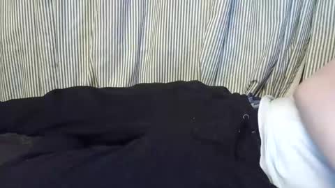 suckyatoes online show from 01.26.25