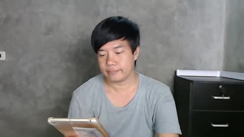 Snapshot of sugarbabyniko chatting on 10.06.25 Niko online show from 10.06.25