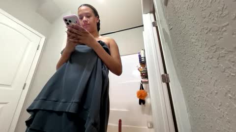 Snapshot of sugarbossbaby02 chatting on 02.27.26 sugarbossbaby02 online show from 02.27.26