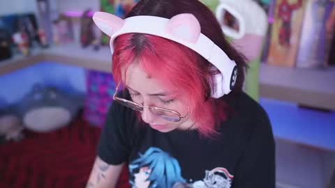 Snapshot of sugarnougat chatting on 03.11.25 sugar online show from 03.11.25