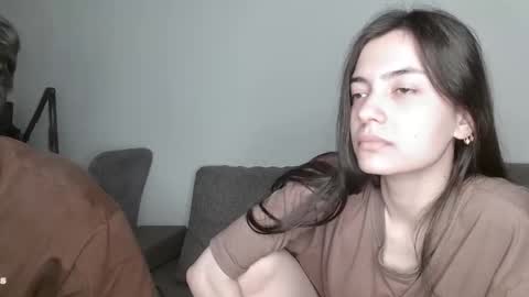 Sugarpeaach online show from 11.11.25