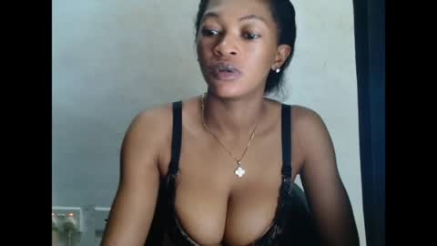 Snapshot of sugarxpussy chatting on 04.28.26 sugarxpussy online show from 04.28.26