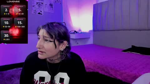    online show from 01.30.25