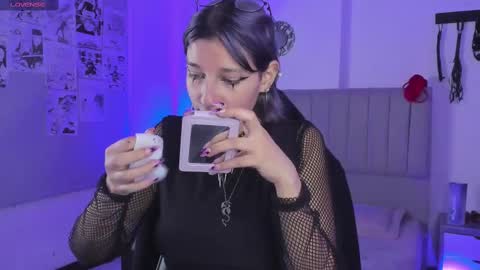    online show from 03.07.25