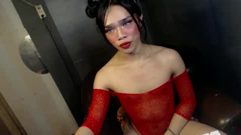 Snapshot of sultry_sirenxx chatting on 02.10.25 sultry_sirenxx online show from 02.10.25