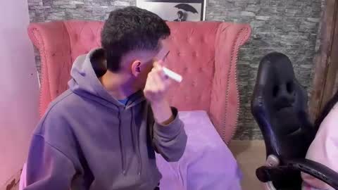 Snapshot of summeranderick chatting on 12.08.24 Summer And Erick online show from 12.08.24