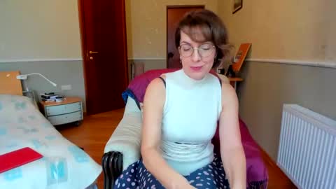 summerliza online show from 01.30.25