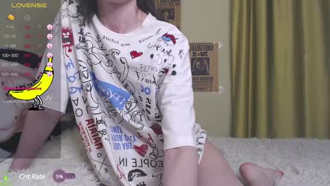 Snapshot of sundragon_ chatting on 01.04.25 Vicky online show from 01.04.25