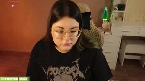 Tina. Im topless model  online show from 03.18.26