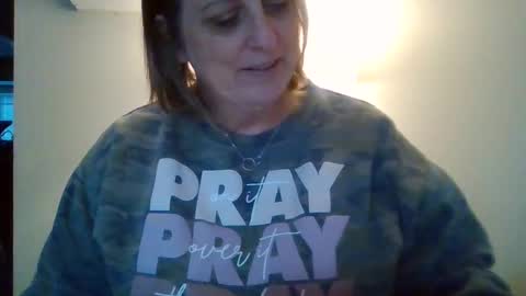 Snapshot of sunflower556 chatting on 11.14.25 Sunflower online show from 11.14.25