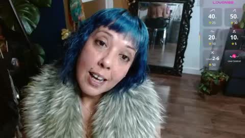 Snapshot of sunni_hottie chatting on 05.08.26 Sunni Knight online show from 05.08.26