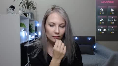 Naomi online show from 12.16.24