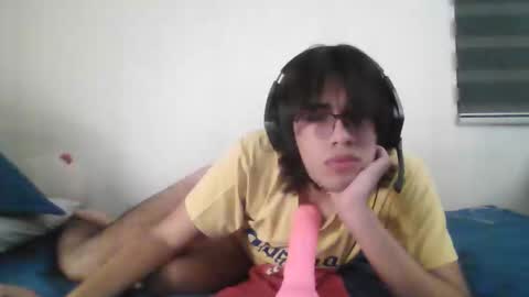 Snapshot of sunny_pebble chatting on 01.06.26 sunny_pebble online show from 01.06.26