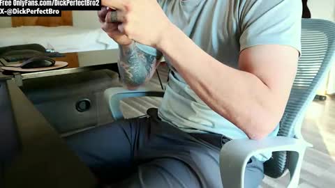 Snapshot of sunny_valentine chatting on 03.19.26 sunny valentine online show from 03.19.26