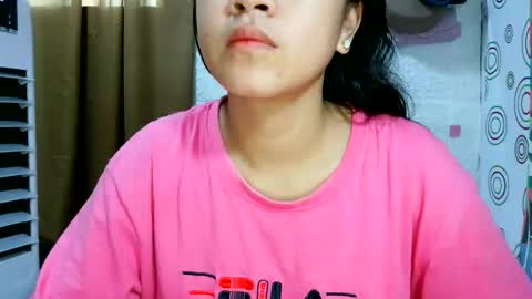 Snapshot of sunnyhotbabexx chatting on 05.21.26 Azi online show from 05.21.26