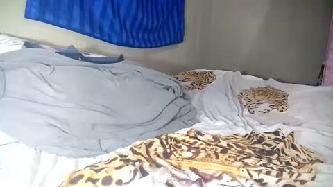 Sunnyblack2 online show from 03.12.25