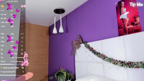 Snapshot of sunnypage chatting on 02.04.25      online show from 02.04.25