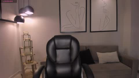 Sunny Rivers online show from 04.12.26