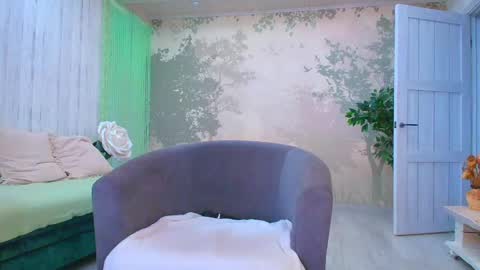 Snapshot of sunshine13_ chatting on 06.08.26 Eva online show from 06.08.26