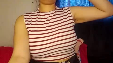 Snapshot of sunshine_days chatting on 01.27.25 Annie online show from 01.27.25