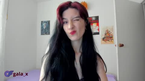 Snapshot of sunshine_girl9 chatting on 01.31.25 sunshine_girl9 online show from 01.31.25