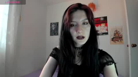 Snapshot of sunshine_girl9 chatting on 02.12.25 sunshine_girl9 online show from 02.12.25