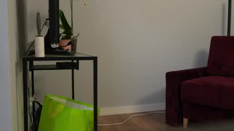 Snapshot of sunshineanna86 chatting on 05.15.26 sunshineanna86 online show from 05.15.26