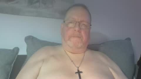 Snapshot of sunspotbaby chatting on 11.03.25 Sunspotbaby online show from 11.03.25