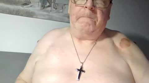 Snapshot of sunspotbaby chatting on 07.05.26 Sunspotbaby online show from 07.05.26