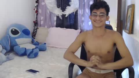 Snapshot of superasian143xx chatting on 12.03.24 GAY online show from 12.03.24