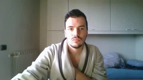 Snapshot of superbirdman12345 chatting on 11.18.25 Bighead online show from 11.18.25