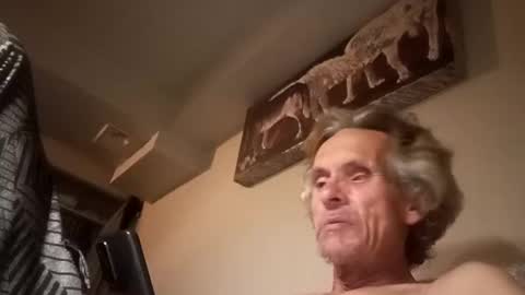 Snapshot of superdavedetailzz2025 chatting on 10.04.25 superdavedetailzz2025 online show from 10.04.25