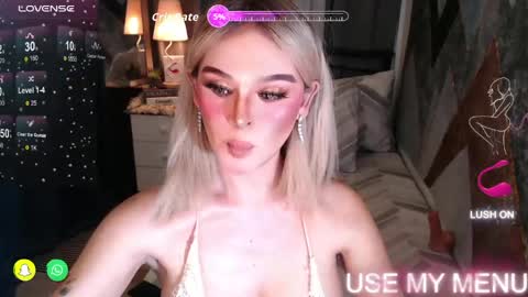 Snapshot of superh0tangelxx chatting on 04.21.26 CARMINA online show from 04.21.26