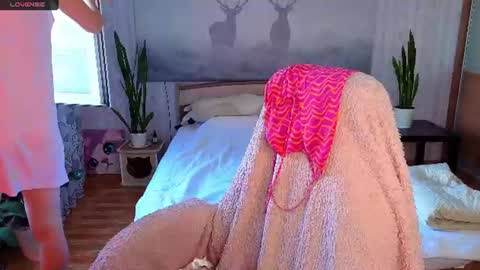 Snapshot of superhotgirlhere chatting on 07.04.26 Sweet Anna online show from 07.04.26