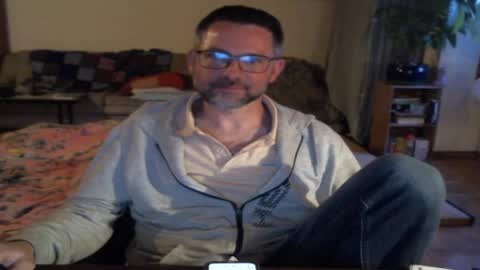 Snapshot of supersquirrel81 chatting on 04.19.26 supersquirrel81 online show from 04.19.26