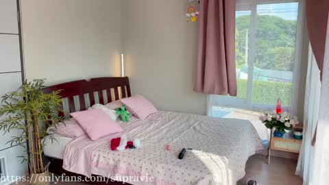 Raven - Ravie online show from 12.23.24