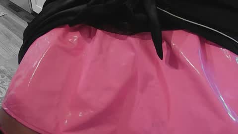 Snapshot of supwitchoo chatting on 10.05.25 Supwitchoo online show from 10.05.25