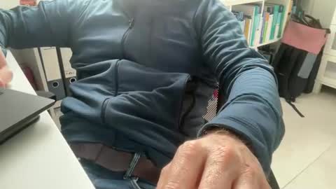 surfstar81 online show from 10.31.25