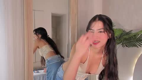 Snapshot of susana__sanchez chatting on 05.24.26 SUSANA online show from 05.24.26